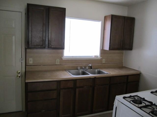 1212 Ewing Dr in Garland, TX - Building Photo - Building Photo