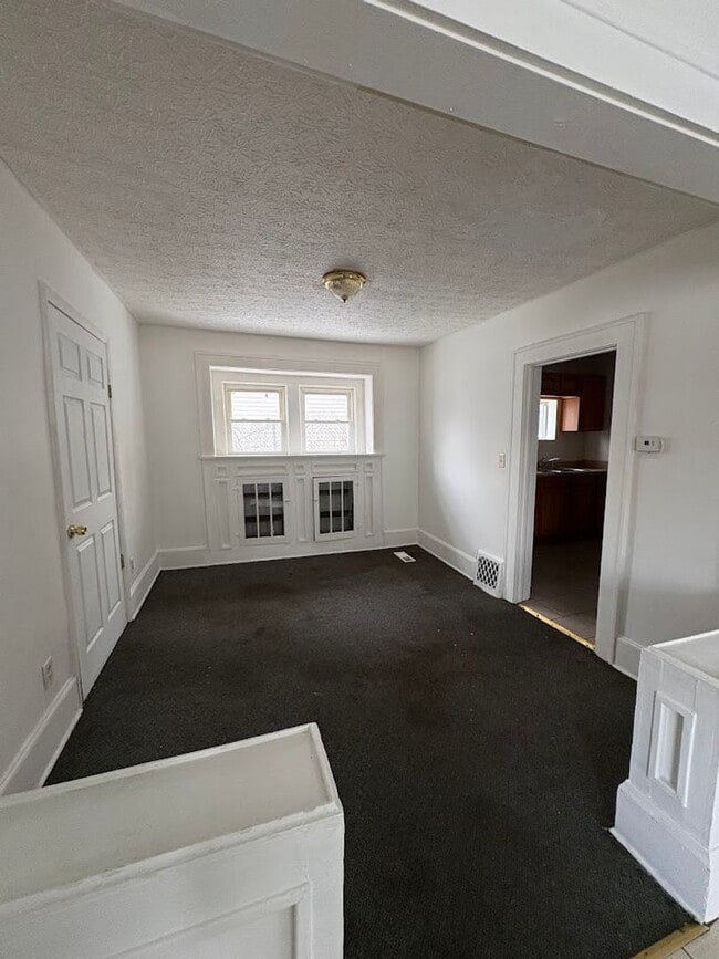 594 Kling St in Akron, OH - Building Photo - Building Photo