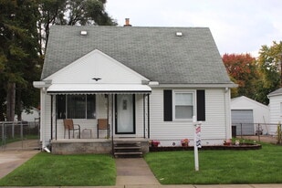 14383 Mercedes in Redford Township, MI - Building Photo