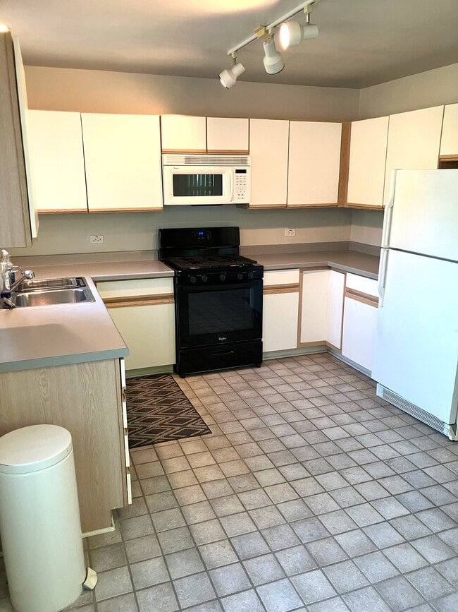property at 8327 Carr Ct