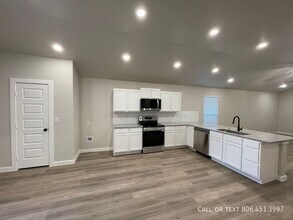 3020 140th St in Lubbock, TX - Building Photo - Building Photo