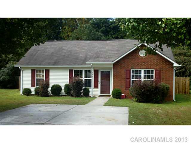 1235 Helms Rd in Charlotte, NC - Building Photo