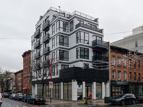 501 Myrtle Ave in Brooklyn, NY - Foto de edificio - Building Photo