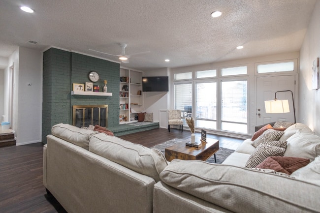 6710 La Costa Dr in Rowlett, TX - Building Photo - Building Photo
