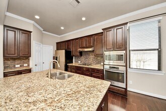 2707 King's Retreat Cir in Houston, TX - Building Photo - Building Photo