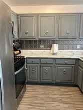 2333 Windsor Ln in Country Club Hills, IL - Building Photo - Building Photo