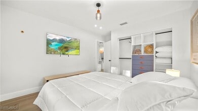 4712 Mi Casa Ct in Ft. Myers, FL - Building Photo - Building Photo