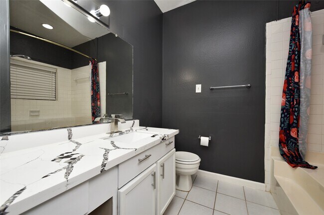 property at 2023 Gentryside Dr