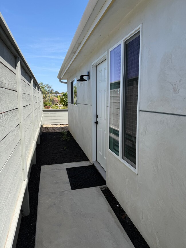 3273 Chicago St in San Diego, CA - Foto de edificio - Building Photo