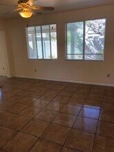 7241 Victoria Oak Ct in Las Vegas, NV - Building Photo - Building Photo