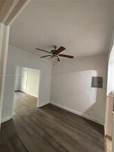 1522 Meridian Ave in Miami Beach, FL - Building Photo - Building Photo