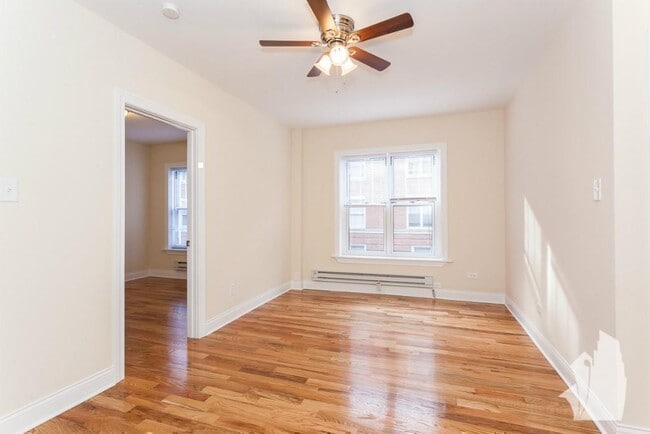 951 W Cornelia Ave, Unit 3A in Chicago, IL - Building Photo - Building Photo