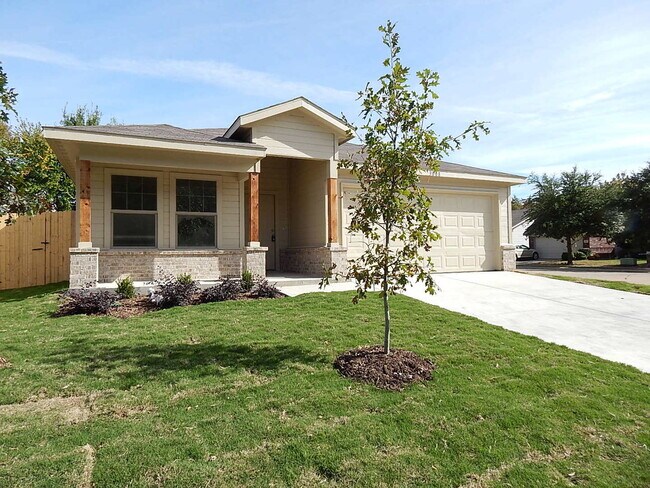 3008 St Zachary Dr in Dallas, TX - Building Photo - Building Photo