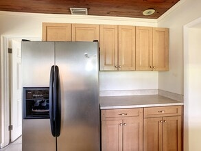 319 Lucerne Dr in Cocoa, FL - Building Photo - Building Photo