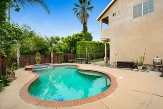 456 E Myrtle Ave in Glendora, CA - Building Photo - Building Photo