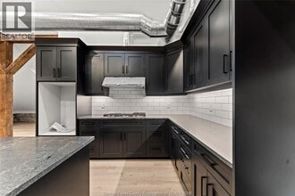 247 Brock St in Amherstburg, ON - Building Photo - Building Photo