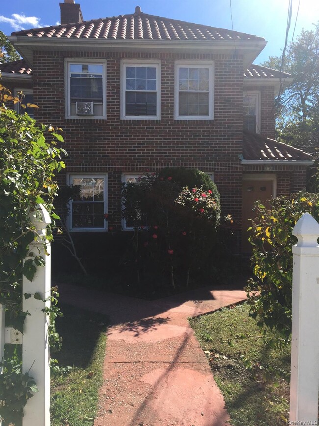460 E 5th St in Mount Vernon, NY - Building Photo - Building Photo