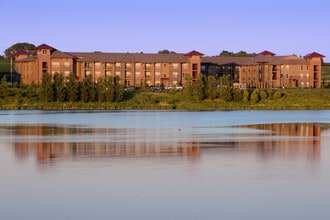 Shadow Lake Square in Papillion, NE - Building Photo - Building Photo