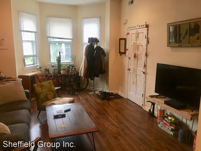 1921 N Francisco Ave in Chicago, IL - Building Photo - Building Photo