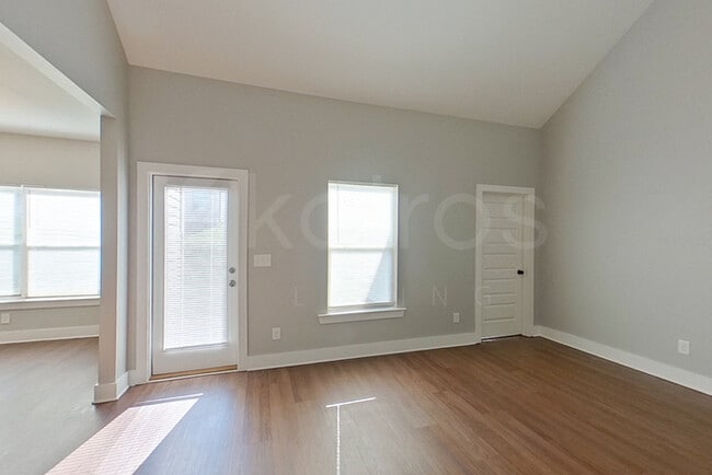 8008 Shadesbrook Dr in Tuscaloosa, AL - Building Photo - Building Photo