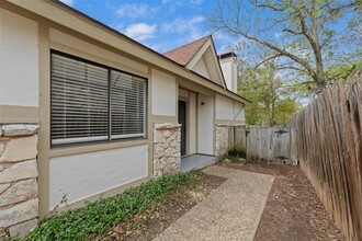 8417 Fathom Cir in Austin, TX - Building Photo - Building Photo