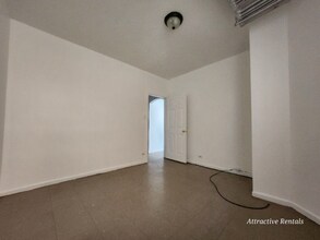 14 N Long Ave, Unit G in Chicago, IL - Foto de edificio - Building Photo