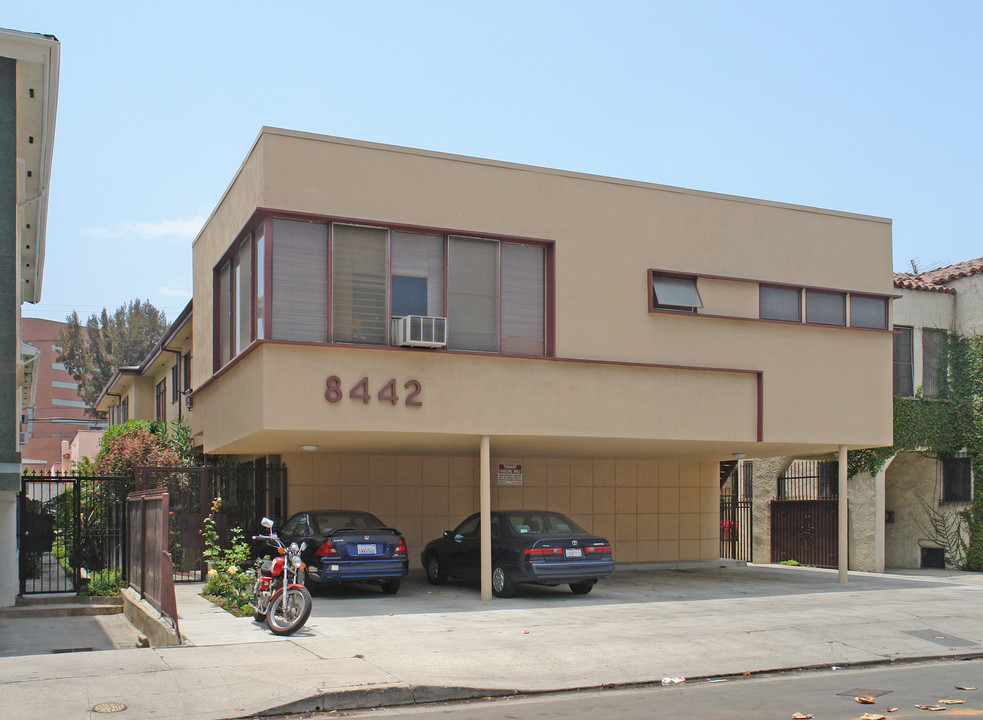 8442 Blackburn Ave in Los Angeles, CA - Building Photo