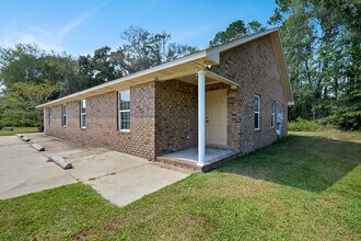 50 Webb Ct NE in Ludowici, GA - Building Photo - Building Photo
