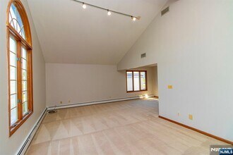 6 Donor Ave in Elmwood Park, NJ - Building Photo - Building Photo