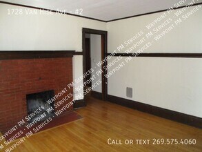 1728 Van Hise Ave in Madison, WI - Building Photo - Building Photo