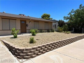 209 Elm St in Henderson, NV - Building Photo