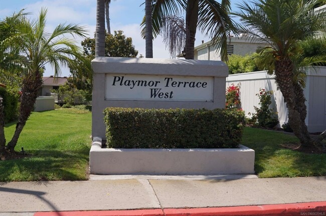 3869 Camino Lindo in San Diego, CA - Building Photo - Building Photo
