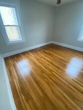 39 Waterhouse St, Unit 3 in Somerville, MA - Building Photo - Building Photo