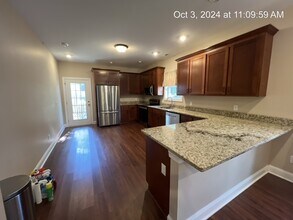 425 S Hollywood Dr in Surfside Beach, SC - Building Photo - Building Photo