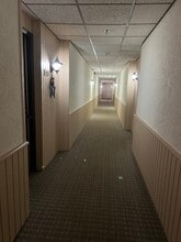 13200 W Heiden Cir, Unit 2212 in Lake Bluff, IL - Foto de edificio - Building Photo