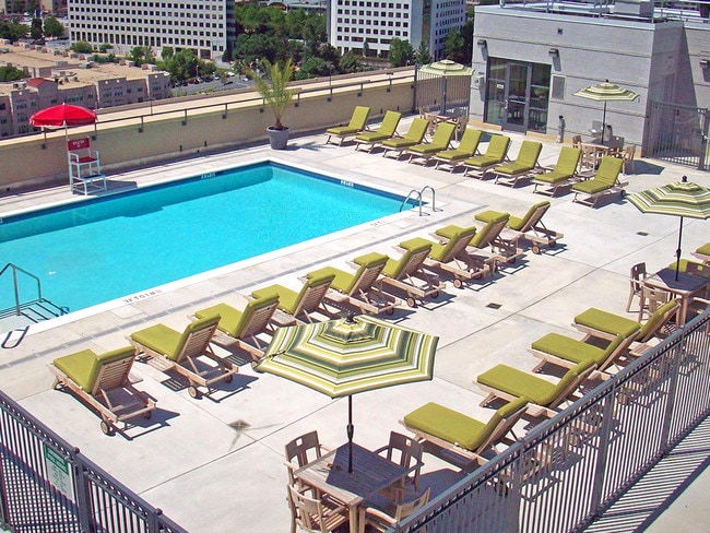 Wentworth Apartment Homes