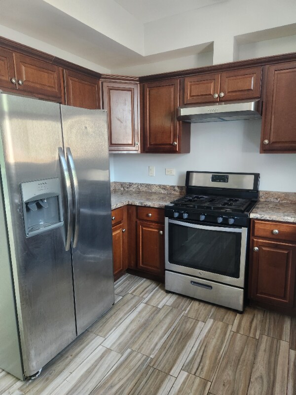 57 W 73rd St