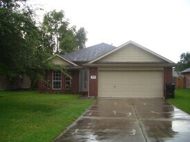 26815 Cypresswood Dr in Spring, TX - Building Photo