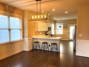 1036 Crawford Ct in Chelsea, AL - Foto de edificio - Building Photo