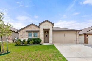 105 Rearden Blvd in Jarrell, TX - Building Photo