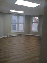 2114 Enoch Ave in Zion, IL - Building Photo - Building Photo