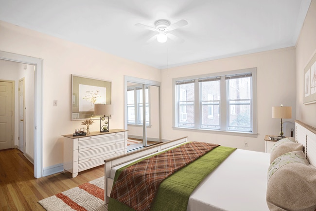 1830 W Lawrence Ave, Unit 1830-1A in Chicago, IL - Building Photo - Building Photo