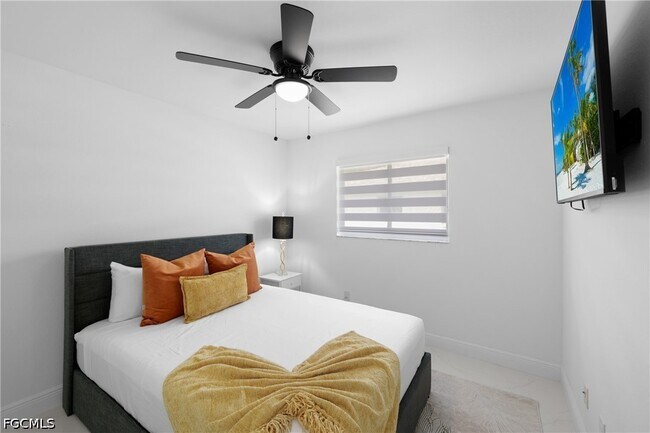 1630 SW Santa Barbara Pl