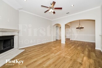 146 Springtree St in Denton, TX - Building Photo - Building Photo