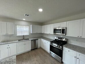 6427 Founding Dr in Katy, TX - Building Photo - Building Photo