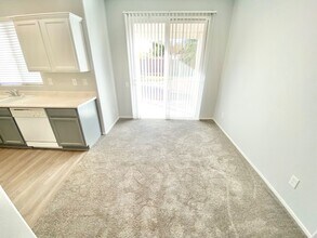 7003 Dipper Ave in North Las Vegas, NV - Building Photo - Building Photo
