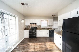 4504 Laird Dr in Memphis, TN - Building Photo - Building Photo