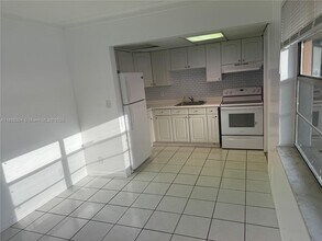 2008 Pierce St in Hollywood, FL - Building Photo - Building Photo