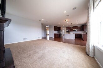 3647 Pointe Pass NW in Prior Lake, MN - Building Photo - Building Photo