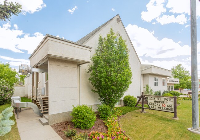 Mainstreet on 124th in Edmonton, AB - Building Photo - Building Photo
